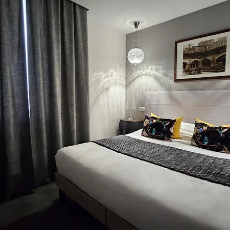Hotel Brit Acacias Arles
